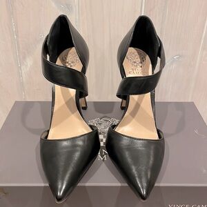 Vince Camuto black pointy leather strap heels 👠